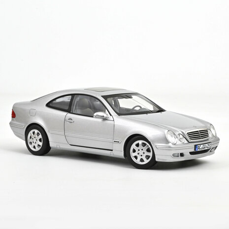 Norev 1:18 Mercedes Benz CLK Class 2000 Brillant Silver. Levering 10-2026