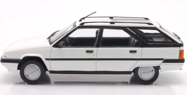 WhiteBox 1:24 Citroen BX Break wit 1986