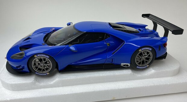 Autoart 1:18 Ford GT Le Mans Plain Body Version bluw