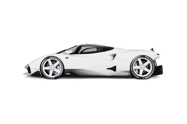 GT Spirit 1:18 NILU Super white 2025.