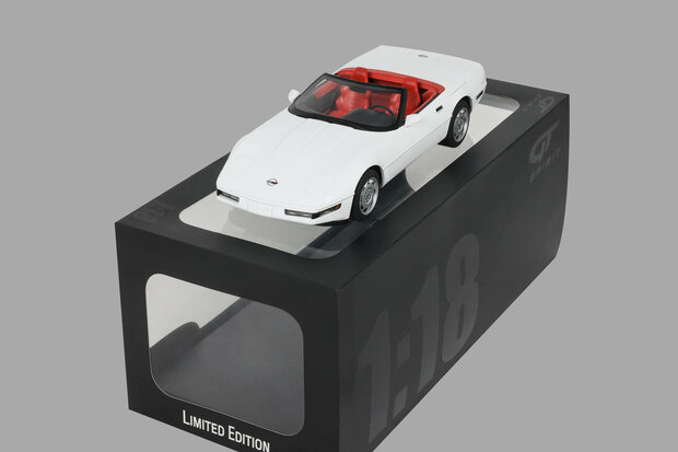 GT Spirit 1:18 Chevrolet Corvette C4 Convertible Arctic white 1995