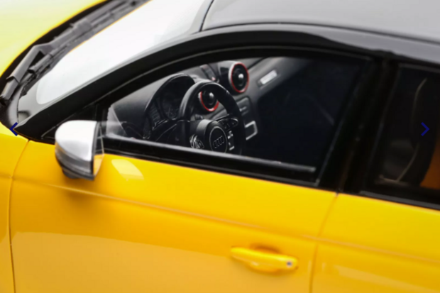 Otto Mobile 1:18 Audi S1 Sportback Vegas Yellow 2015