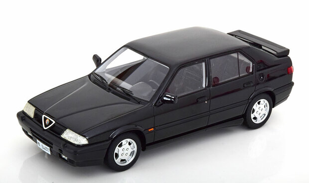 Cult Models 1:18 Alfa Romeo 33 S QV Permanent 4 black 1991