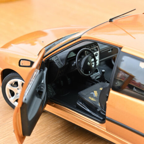 Norev 1:18 Peugeot 306 S16 1997 Blaze Yellow