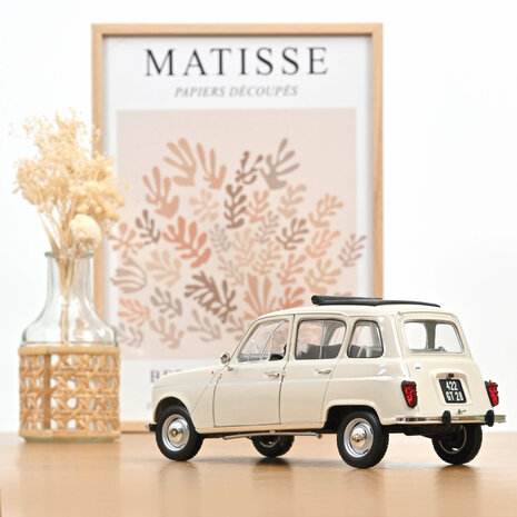 Norev 1:18 Renault 4 L 1965 Rejane Beige