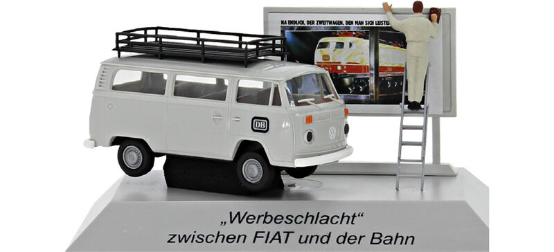 Brekina 1:87 Volkswagen T2 Combi DB met Reclamebord grijs, in vitrine