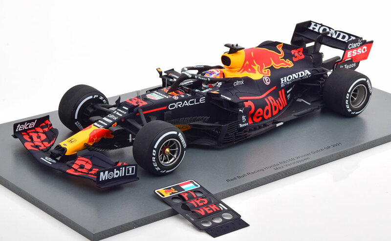 Spark 1:18 Red Bull Racing Honda RB16B no 33 Max Verstappen Winner Dutch GP 2021