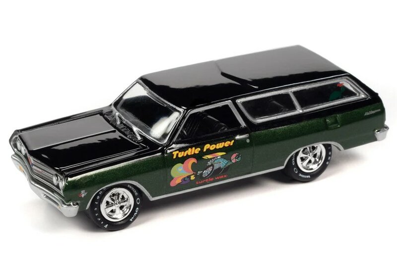 Johnny Lightning 1:64 Chevrolet Chevelle Wagon 1965 Turtle Wax groen metallic 