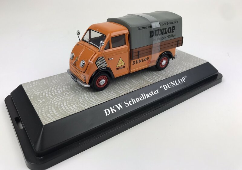 Premium Classixxs 1:43 DKW Pritsche mit Plane Dunlop