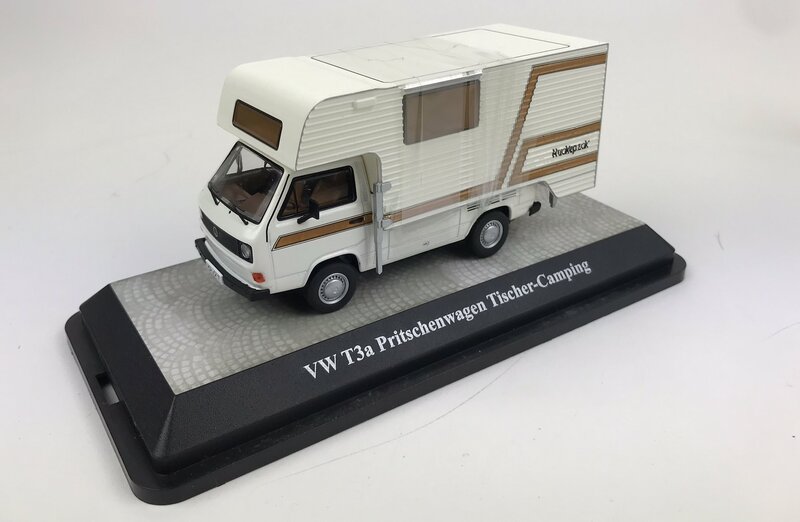 Premium Classixxs 1:43 Volkswagen T3a Tischer Camper wit bruin