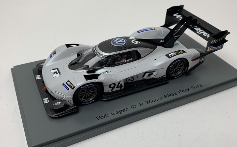 Spark 1:43 Volkswagen ID.R no 94 Romain Dumas Winner Pikes Peak 2018 lichtgrijs