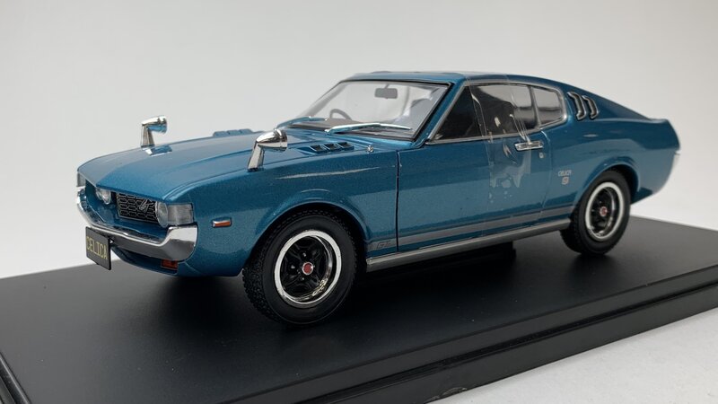 Whitebox 1:24 Toyota Celica LB 2000 GT turkoois met 2 openingen ( deurs kunnen open)