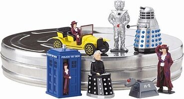 Corgi 1:36 James Bond Doctor Who in filmblik