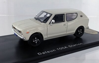 Golden Oldies 1:43 Datsun 100 A Station wit