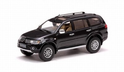 Vitesse 1:43 Mitsubishi Pajero Sport zwart Mica