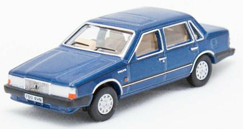 Oxford 1:76 Volvo 760 blauw