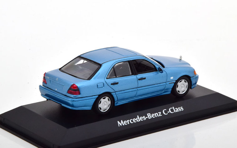 Maxichamps 1:43 Mercedes Benz C-Klasse 1997 blauw Metallic 