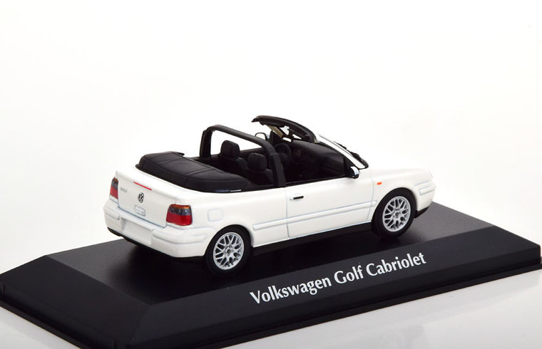 Maxichamps 1:43 Volkswagen Golf IV Cabriolet 1998 wit 