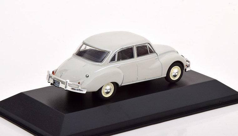 Atlas 1:43 Auto Union 1000S 1960 lichtgrijs in blisterverpakking