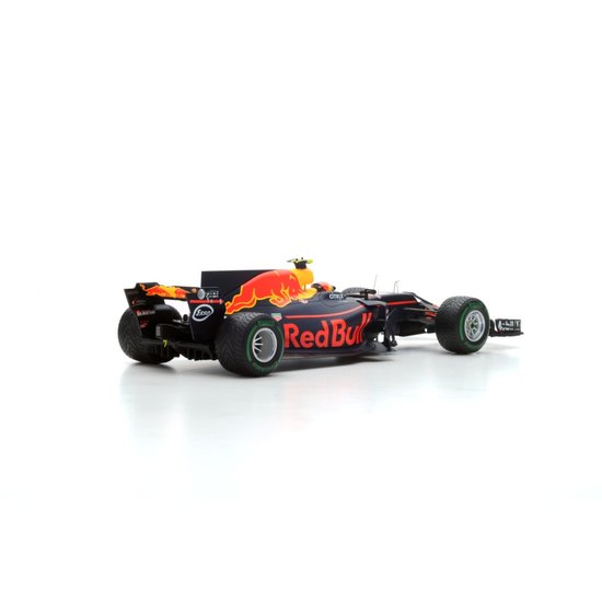 Spark 1:18 Red Bull Racing No33 Max Verstappen 3rd Chinese GP 2017