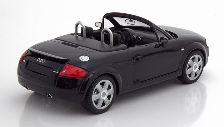 Minichamps 1:18 Audi TT Roadster 1998 zwart metallic