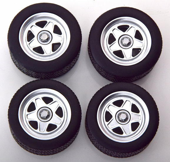 KK Scale 1:18 Ferrari Testarossa Wheel Set