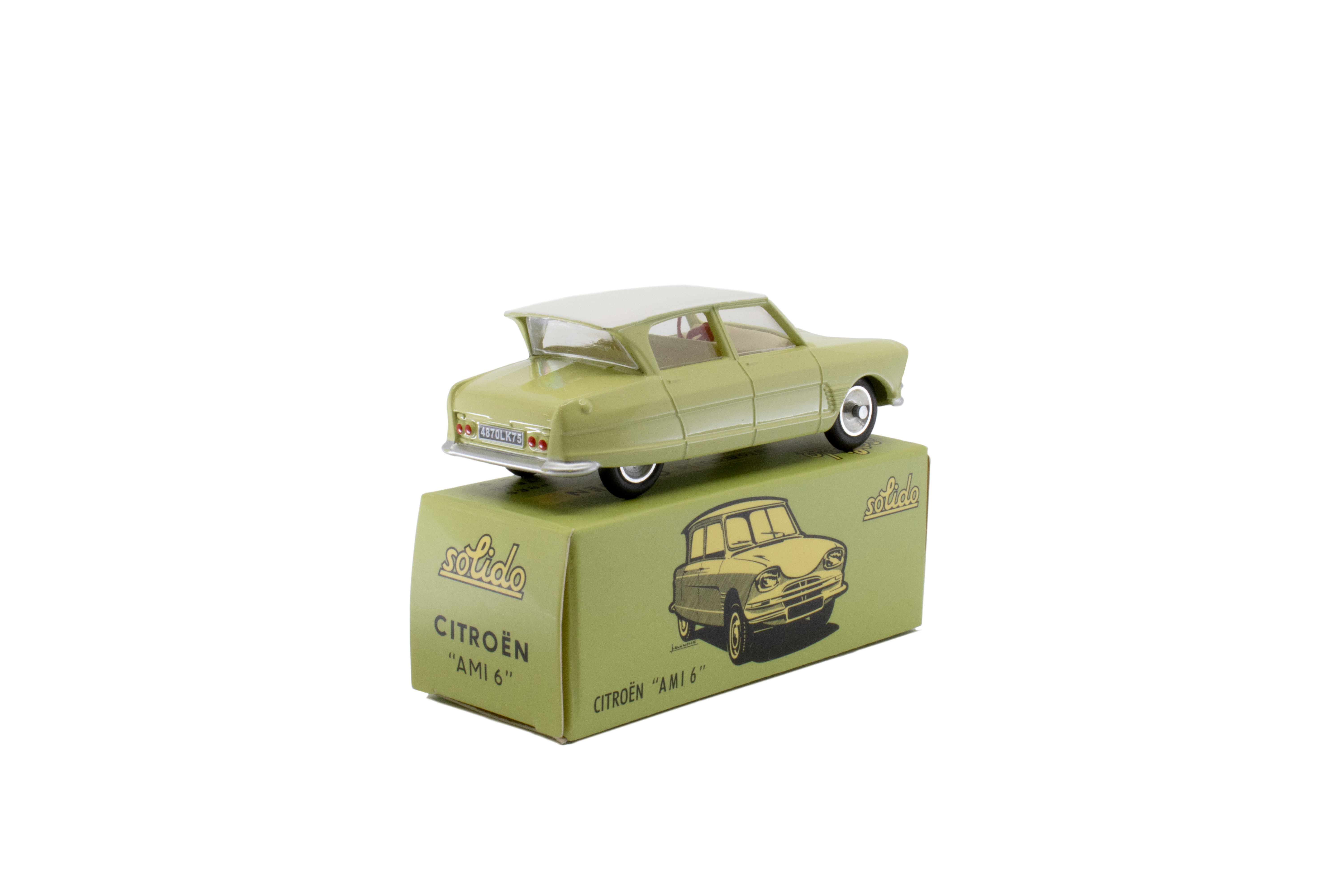 Solido 1:43 Citroen Ami 6 1961 groen beige. Serie 100