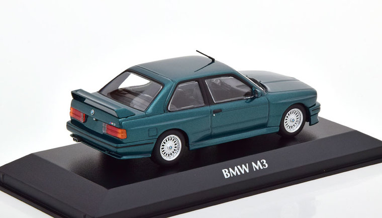 Maxichamps 1:43 BMW M3 E30 1987 donkergroen metallic product van Minichamps