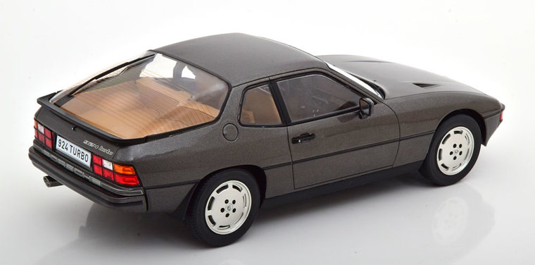 MCG 1:18 Porsche 924 Turbo 1979 grijs metallic