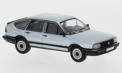 Premium Classixxs 1:87 Volkswagen Passat B2 1985 zilver