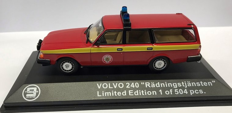 Triple9 Premium 1:43 Volvo 240 &quot;Radningstjansten&quot; 1983 Reding Zweden