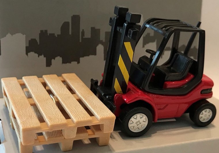 Cararama 1:43 Forklift Truck / heftruck rood zwart