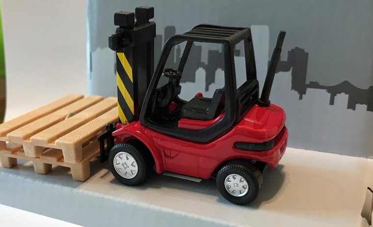 Cararama 1:43 Forklift Truck / heftruck rood zwart