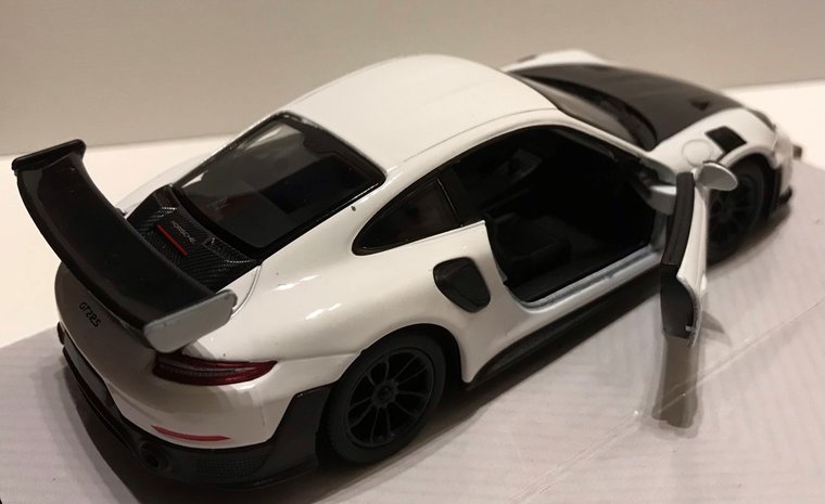Kinsmart 1:36 Porsche 911 RS GT2( 991) 2017 wit