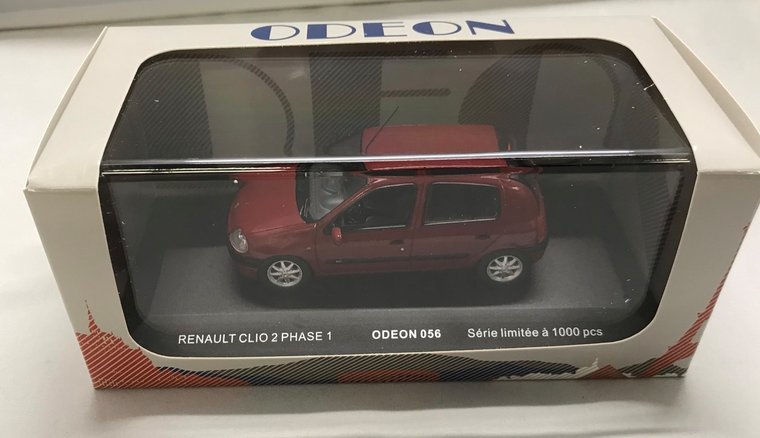 Odeon 1:43 Renault Clio II Phase 1 donkerrood metallic