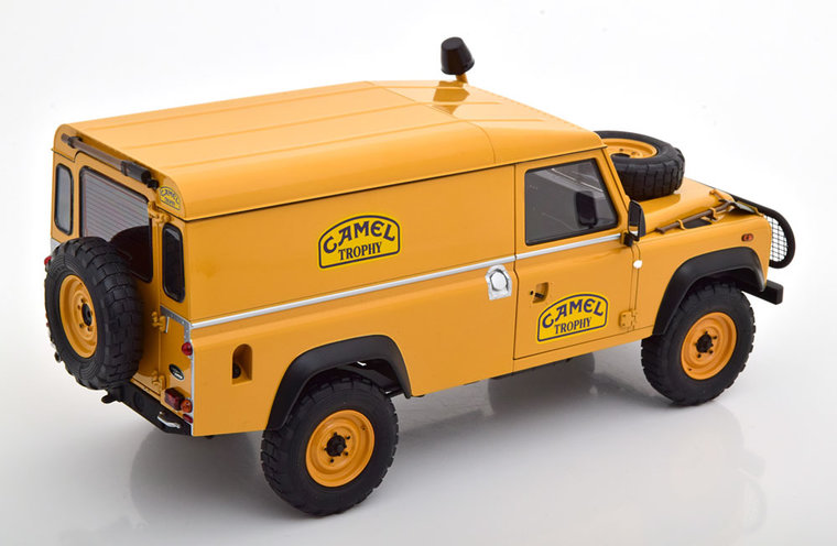 Almost Real 1:18 Land Rover 110 Camel Trophy Support Unit Borneo 1985