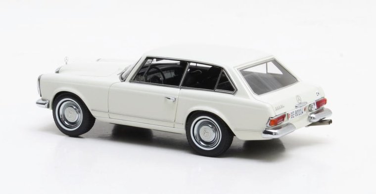 Matrix 1:43 Mercedes Benz 230SLX Frua combi wit 1962