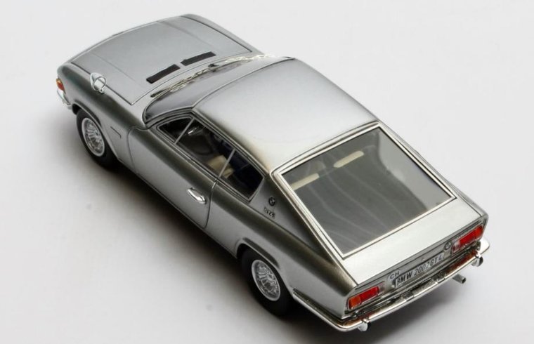 Matrix 1:43 Frua BMW 2002 GT4 zilver 1974