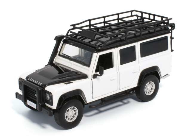 Tayumo 1:32  Land Rover Defender 110 met imperiaal wit zwart in window box