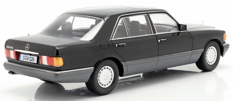 iScale 1:18 Mercedes Benz 560 SEL S Class W126 1985 zwart grijs