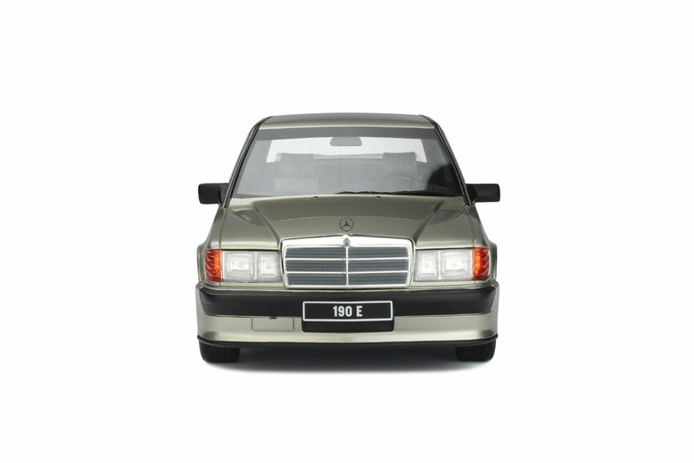 Otto Mobile 1:18 Mercedes Benz W201 190E 2.5 16S Smoke Silver Metallic 1988