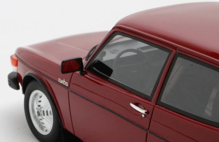 Cult Models 1:18 Saab 99 Turbo donker rood 1978