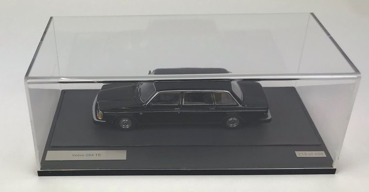 Matrix 1:43 Volvo 264 TE Limousine 1978 zwart