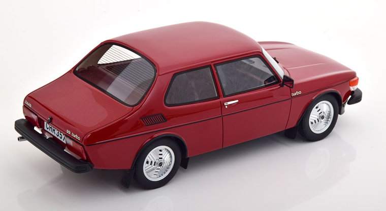 Cult Models 1:18 Saab 99 Turbo donker rood 1978