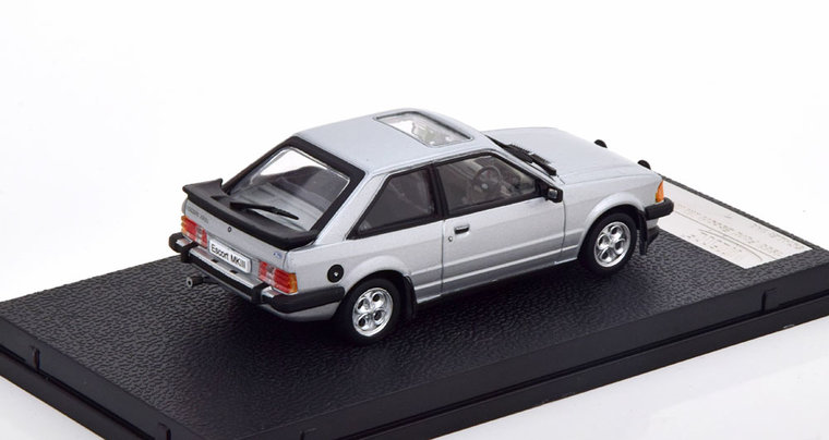 Vitesse 1:43 Ford Escort MK3 XR3i RHD 1983 zilver