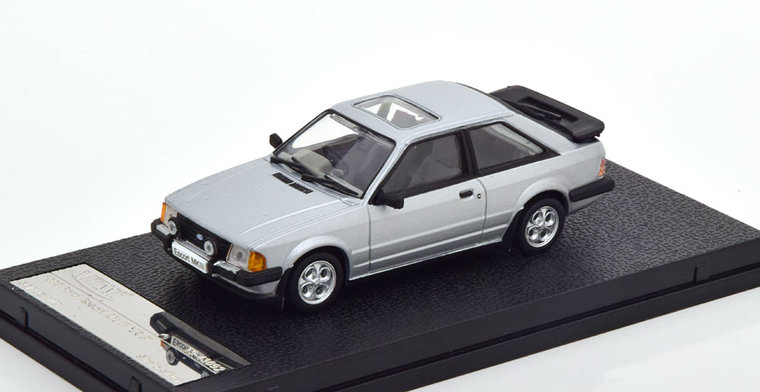 Vitesse 1:43 Ford Escort MK3 XR3i RHD 1983 zilver