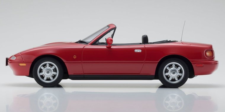 Kyosho 1:18 Mazda Eunos ( MX5) Roadster Resin Samurai Series RHD, oplage 700 stuks