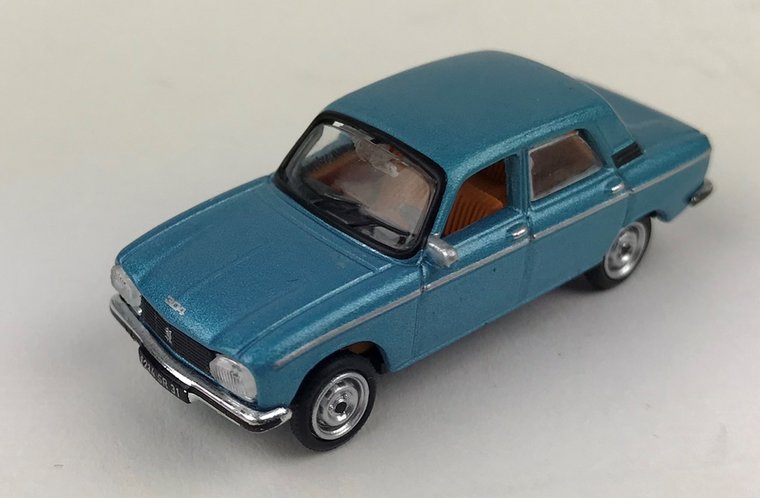 Norev 1:87 Peugeot 304 GL 1977 - Azur Blue metallic.