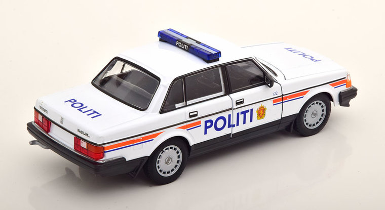 Welly 1:24 Volvo 240 GL Politi Noorwegen Politie