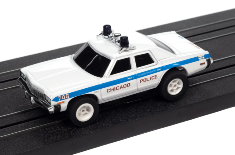 Auto World 1:64 Dodge Monaco 1974 Blues Brother Chicago Police Bluesmobile Silver Screen Machines Thunderjet xXTraction release 36